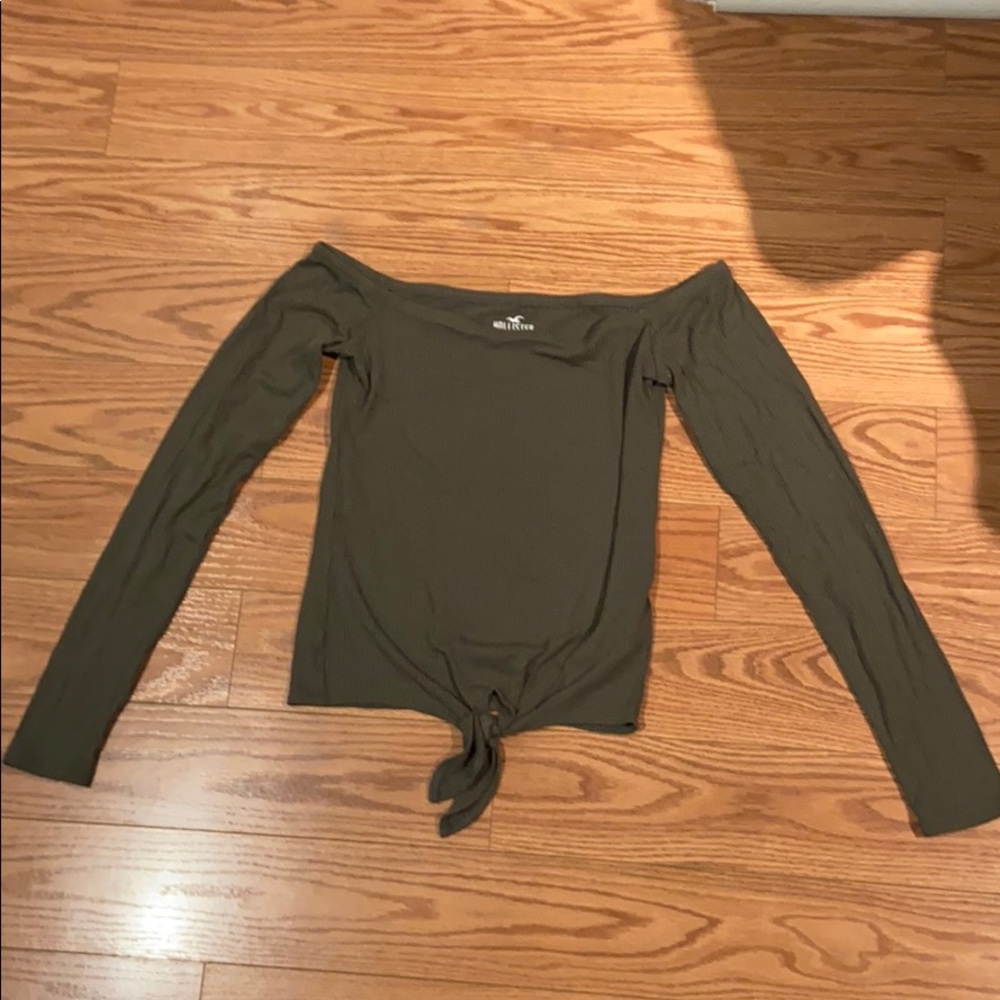 Cute off the shoulders long sleeve